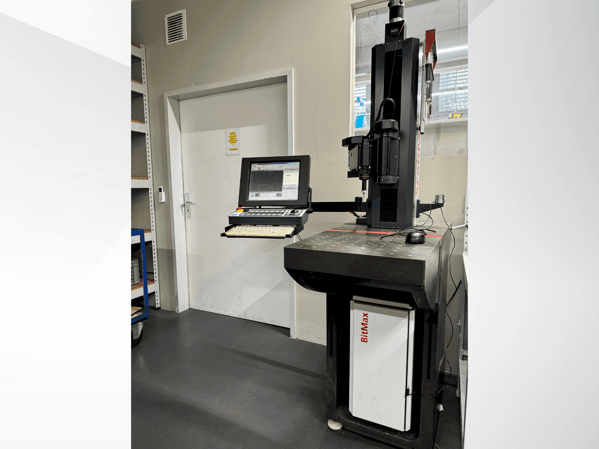 Вид станка ZEISS ScanMax G32001-9906-000 спереди