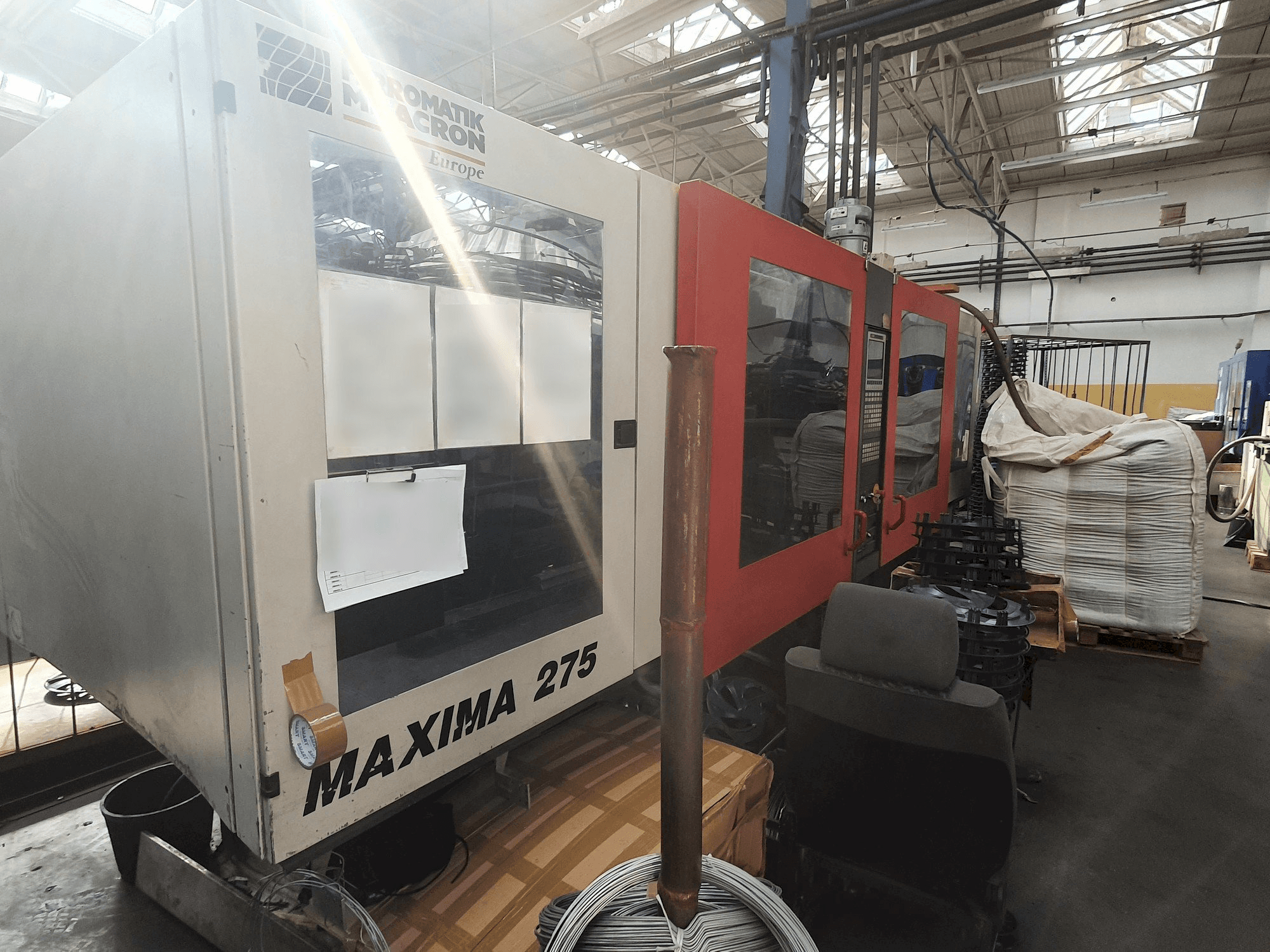 Вид станка FERROMATIK MILACRON MV 275 спереди