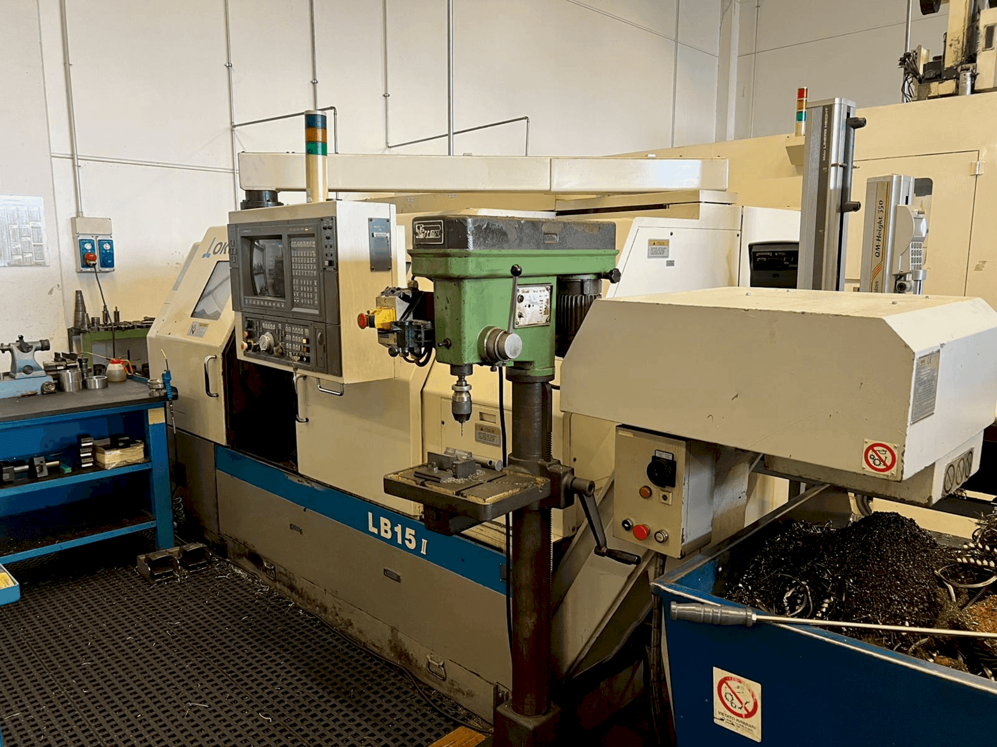 Вид станка Okuma LB15-II спереди