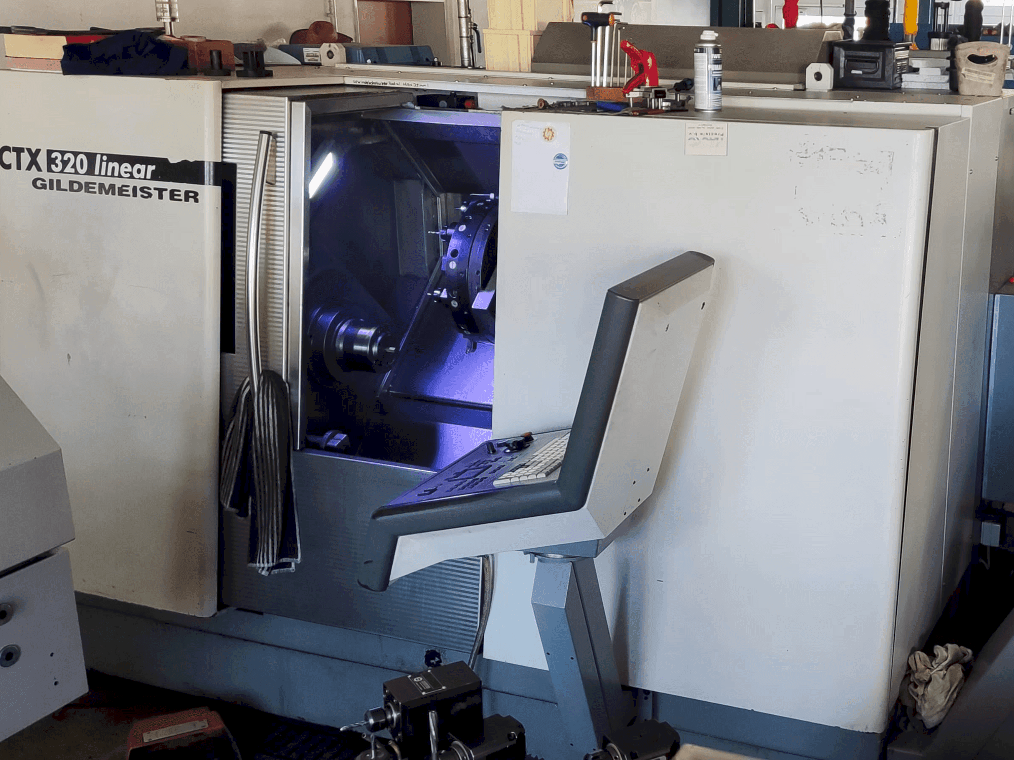 Вид станка DMG GILDEMEISTER CTX 320 linear V3 спереди