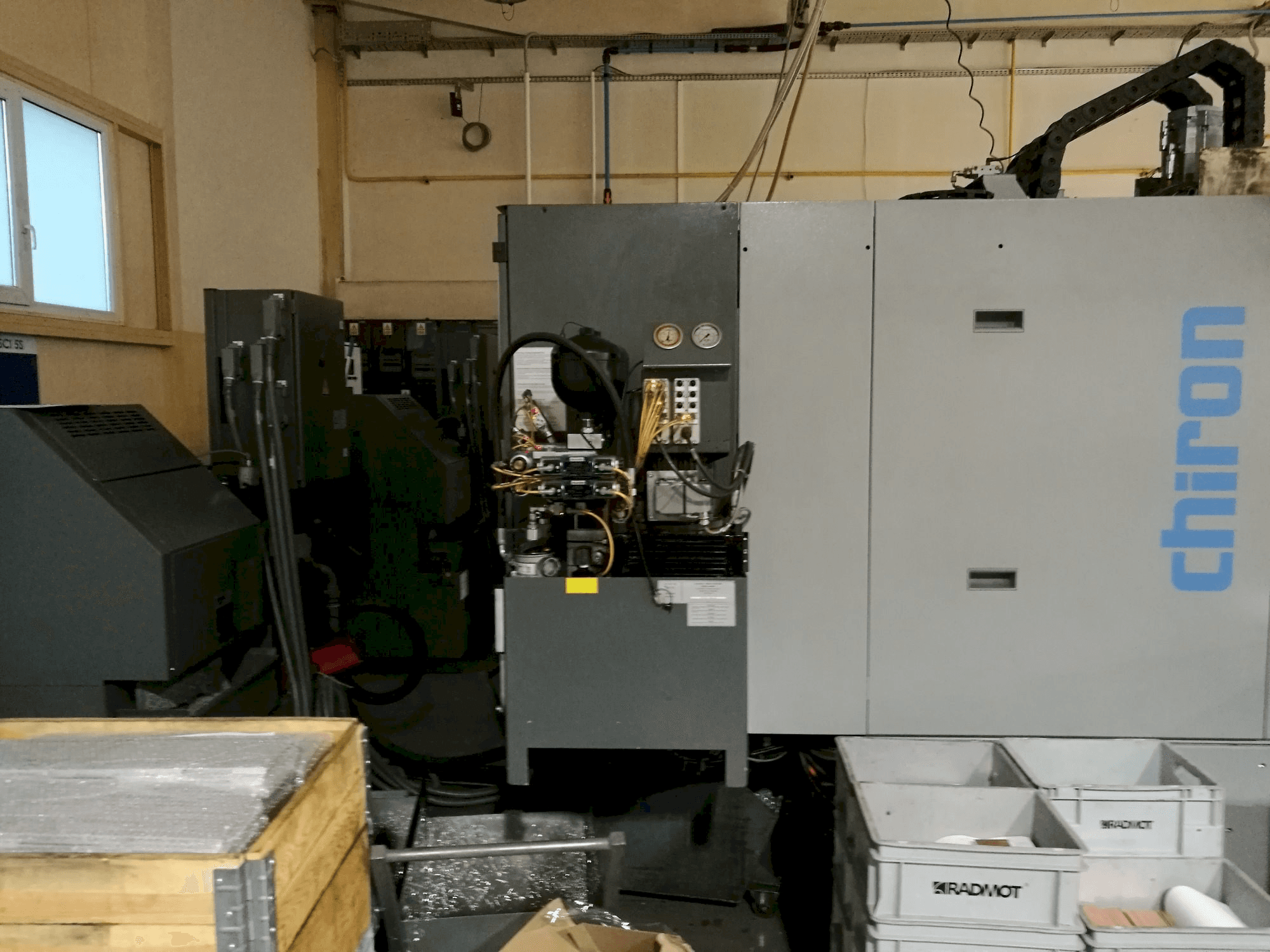 Front view of CHIRON FZ 12 KS machine