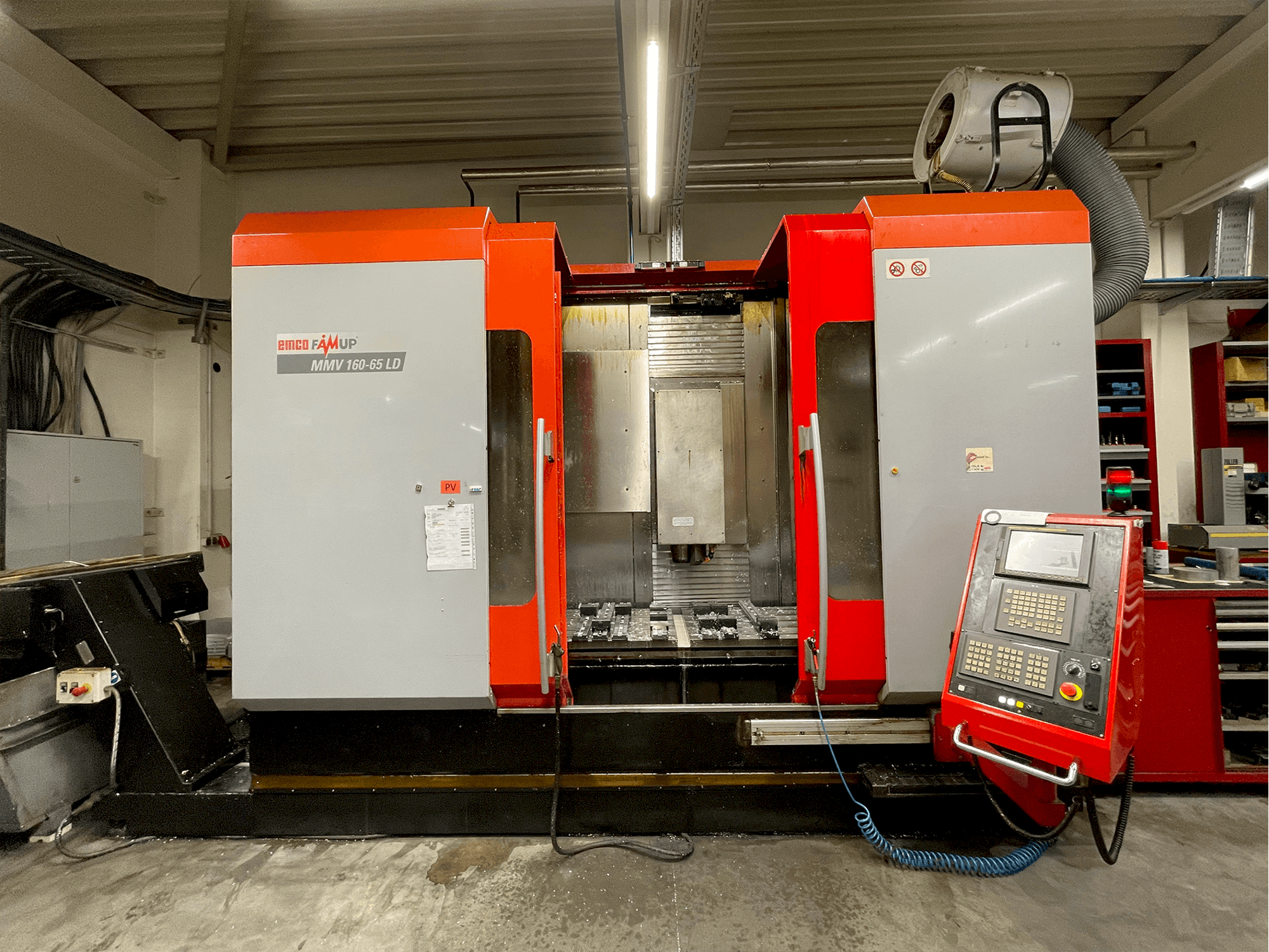 Вид станка EMCO Famup MMV-160-65LD спереди