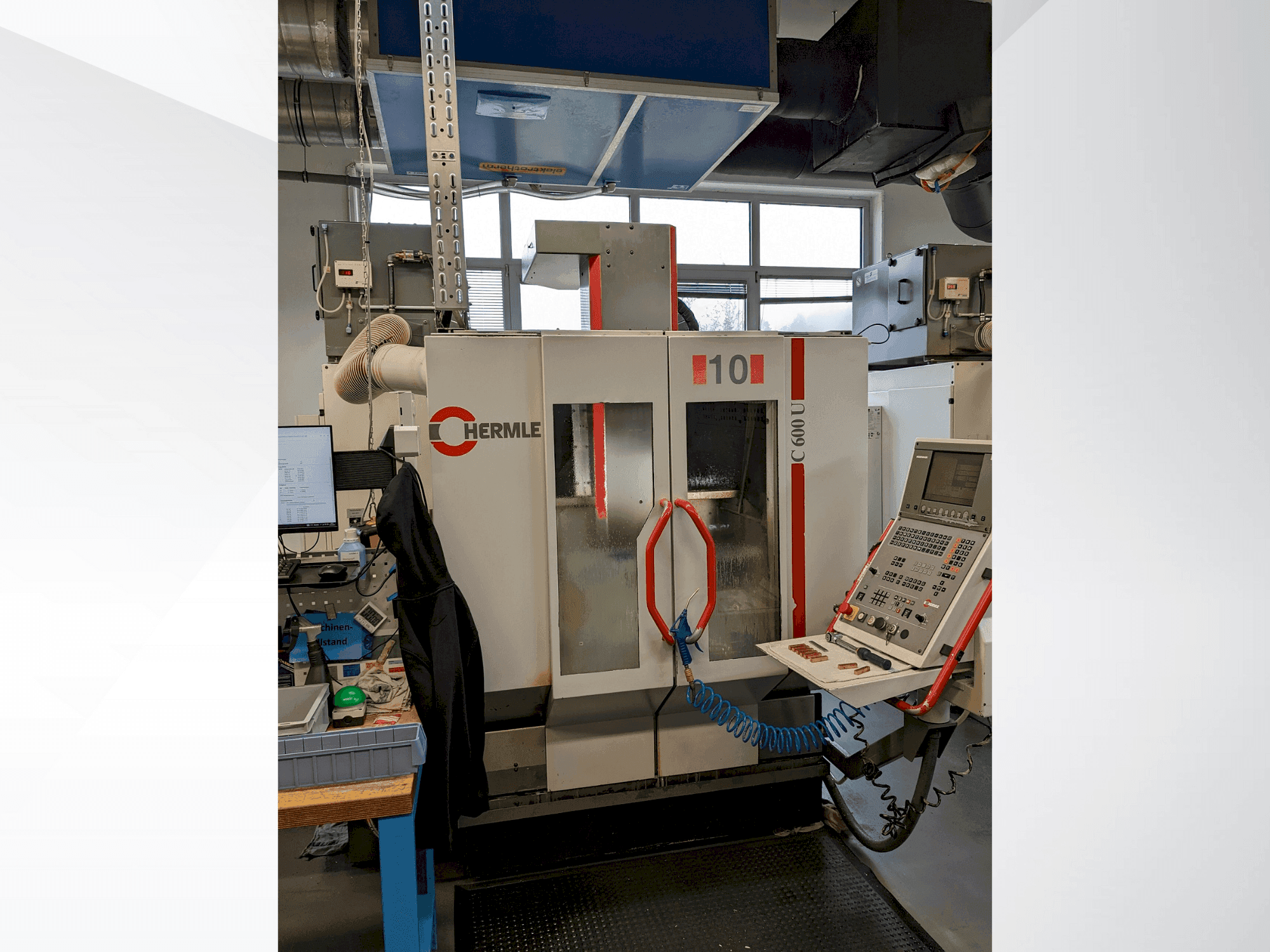 Вид станка HERMLE C600U спереди