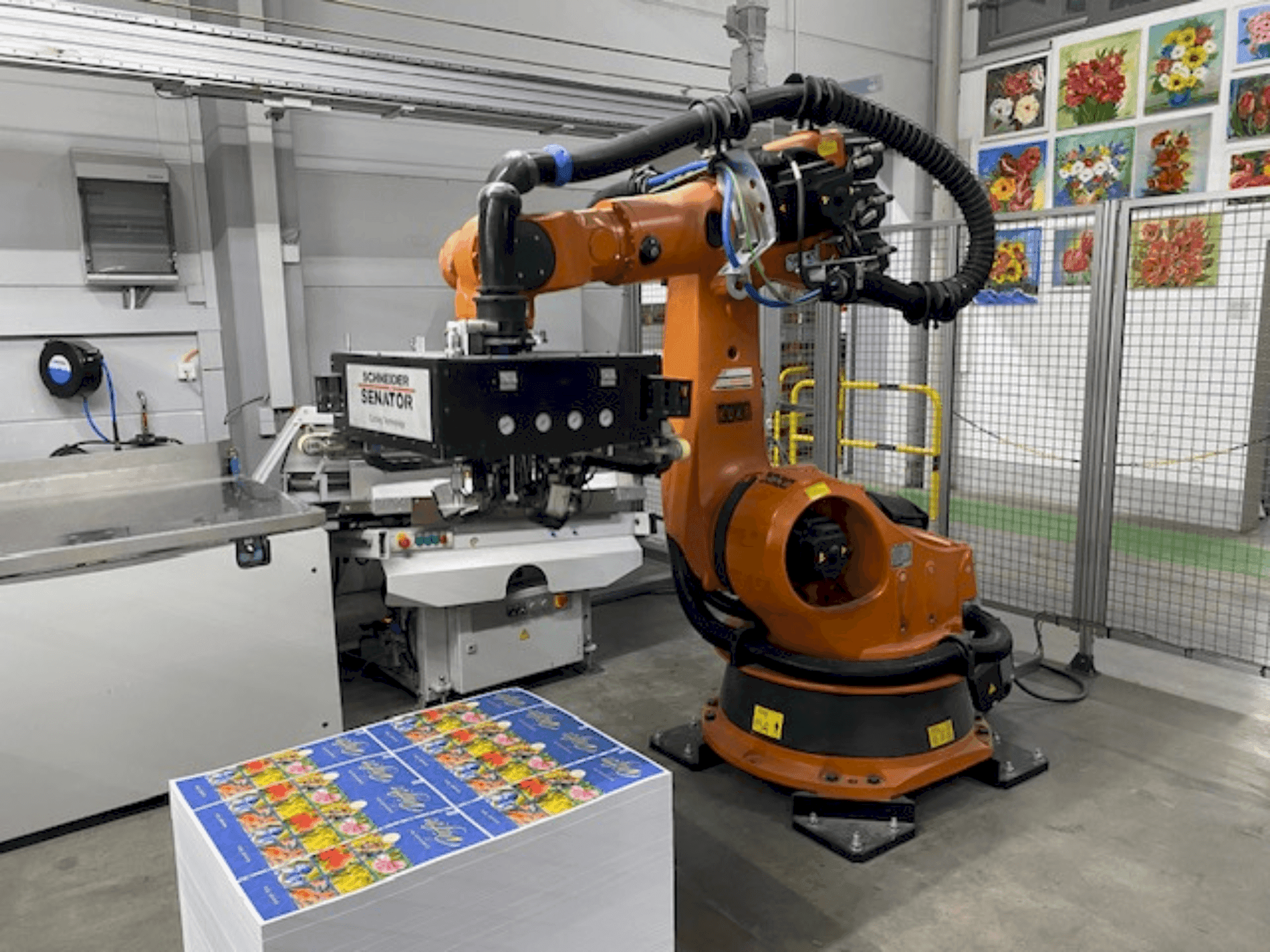 Вид станка KUKA KR140-3 COMP спереди