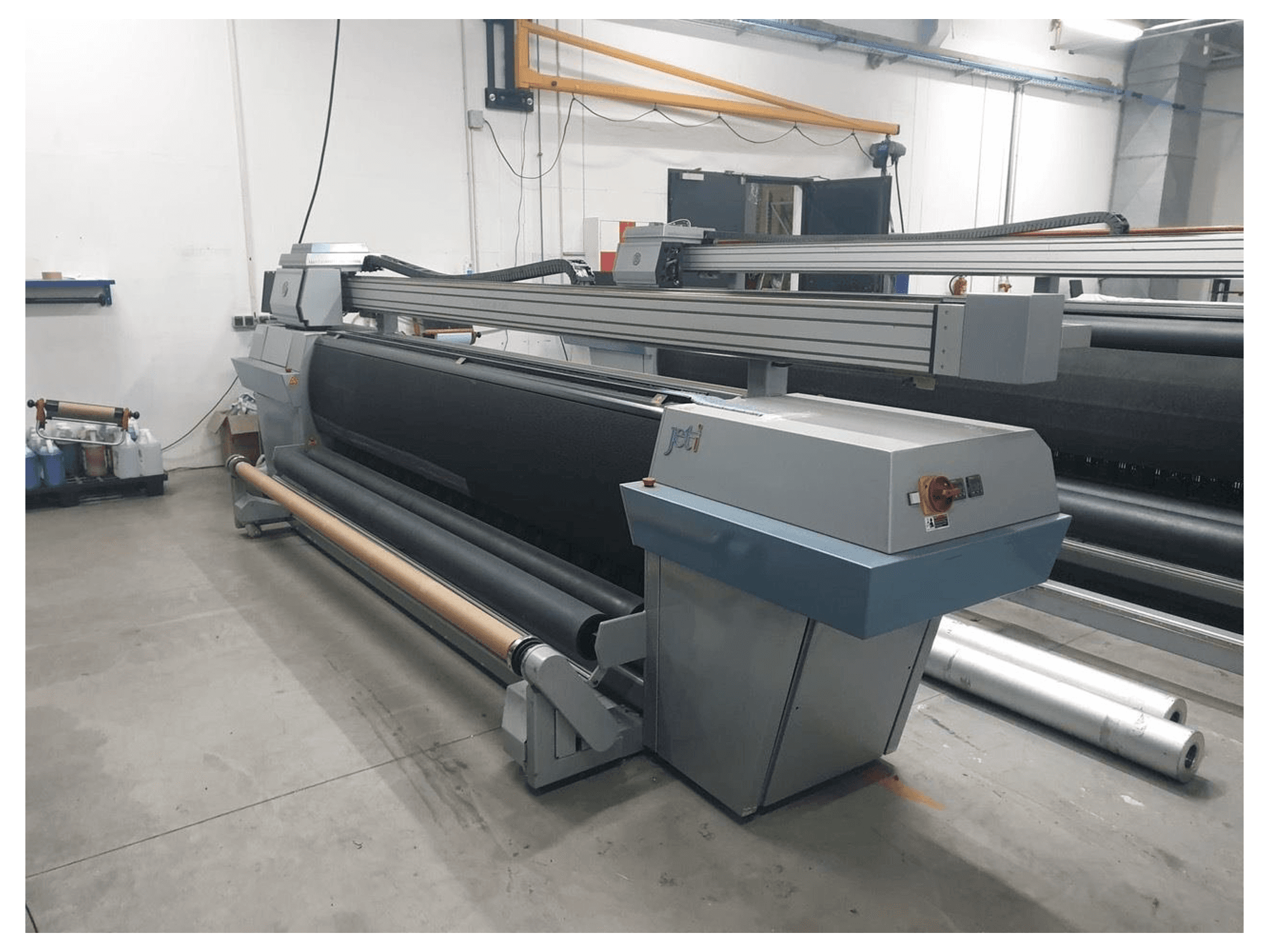 Вид станка JETI 3300 спереди