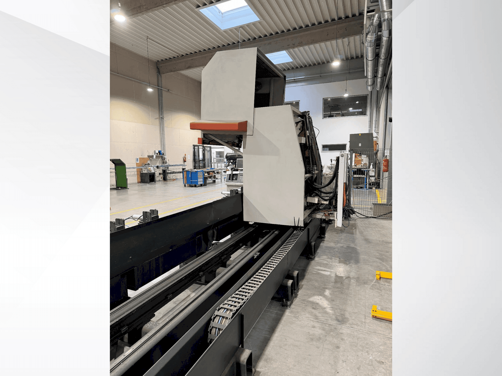 Вид станка Elumatec SBZ 130 спереди