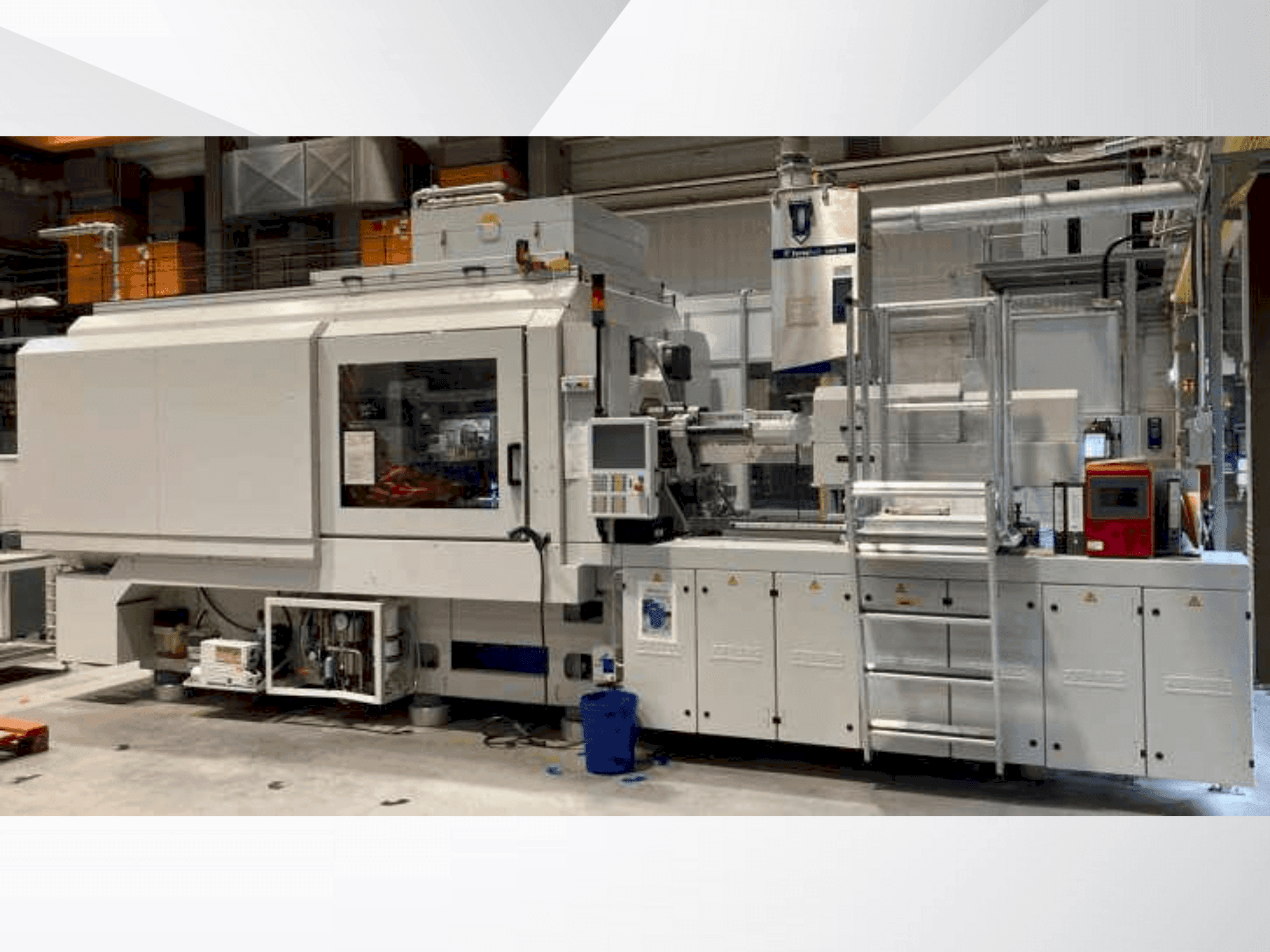 Вид станка Arburg SGM Allrounder 720A спереди