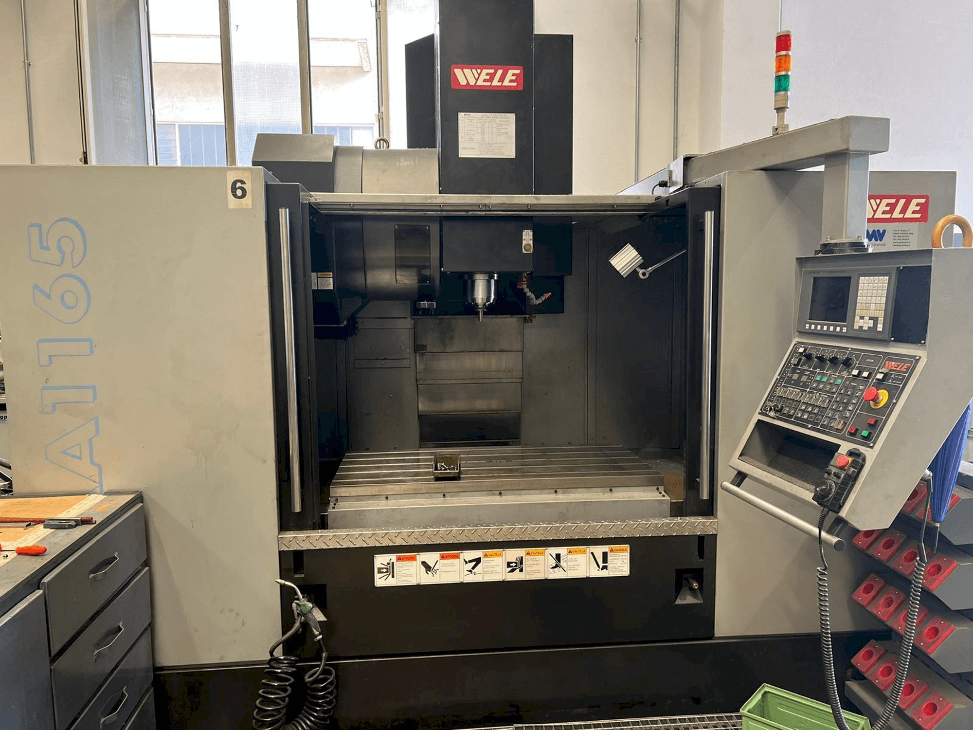 Вид станка Wele AA1165 спереди