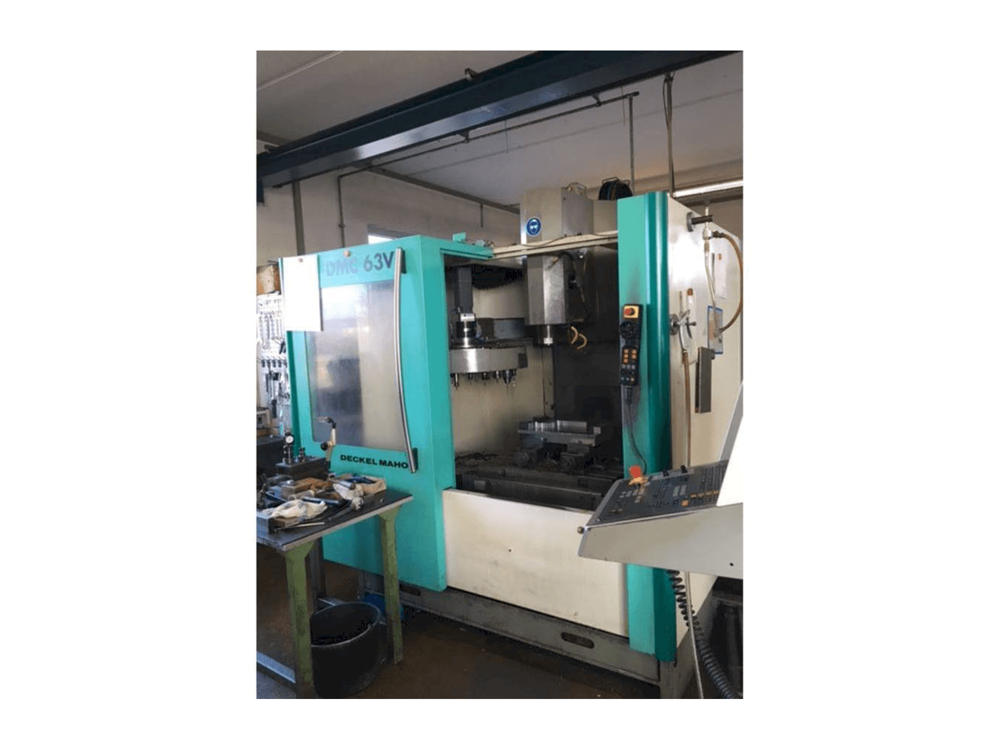 Вид станка DMC DMC 63V спереди