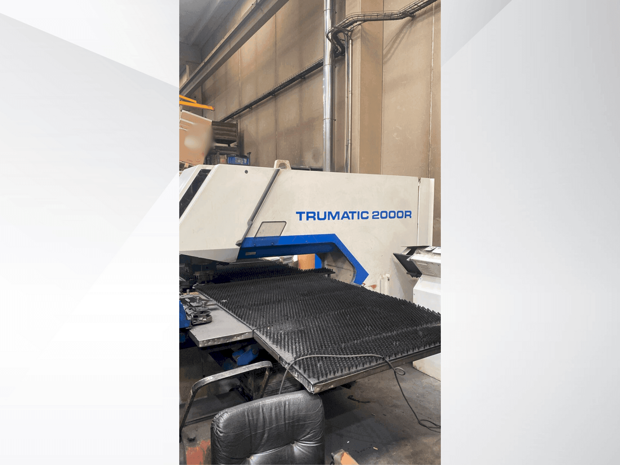 Вид станка TRUMPF TC2000R спереди
