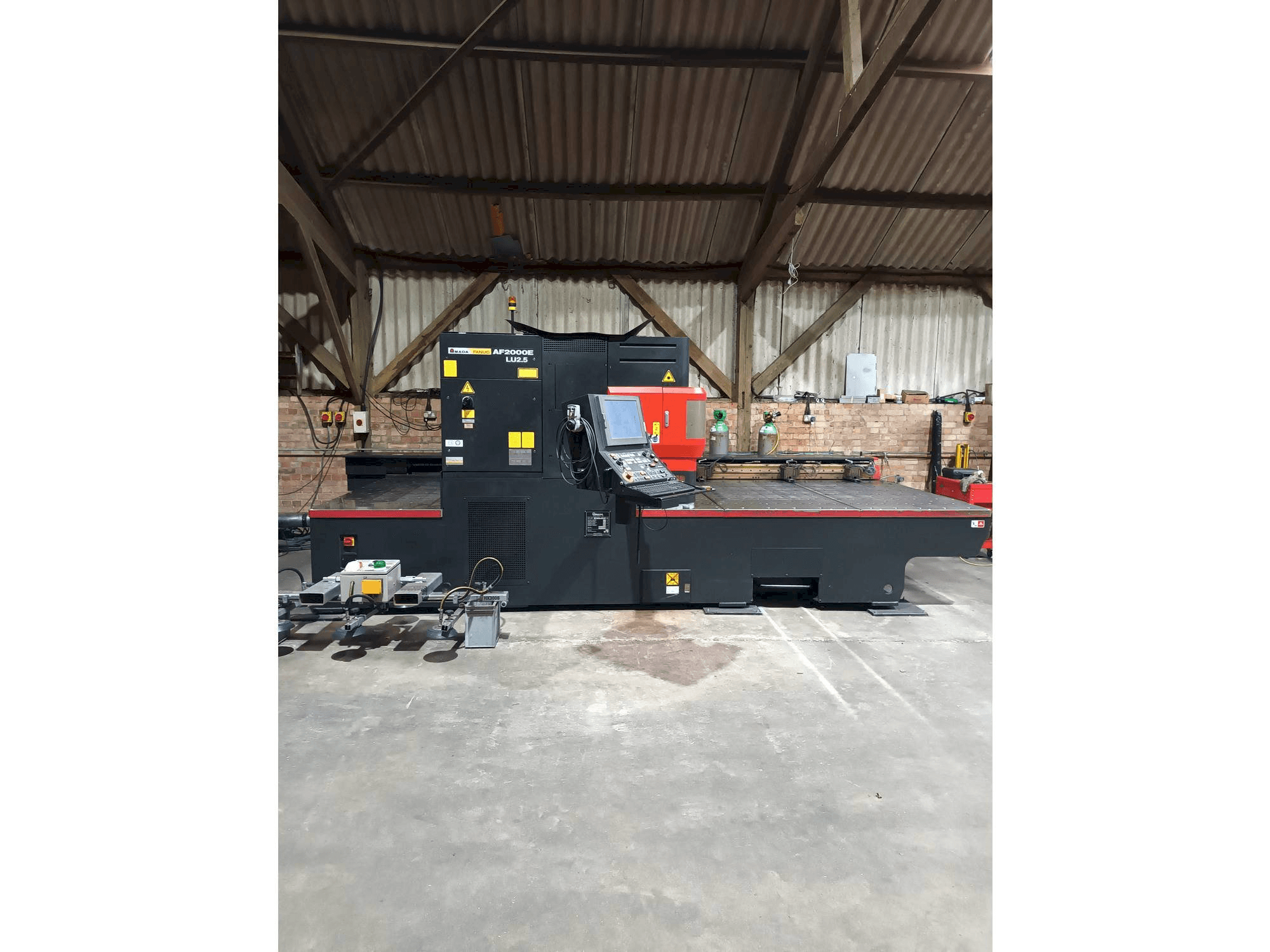 Вид станка AMADA LC 2415 alpha 4 NT спереди