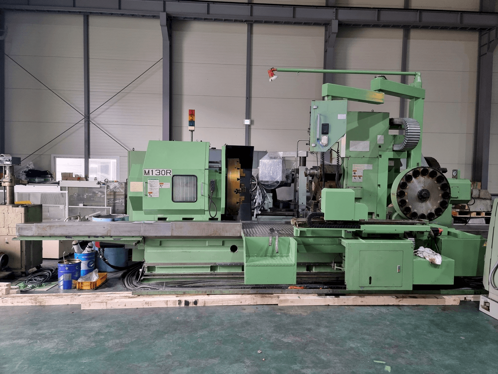 Вид станка DAINICHI M 130R спереди