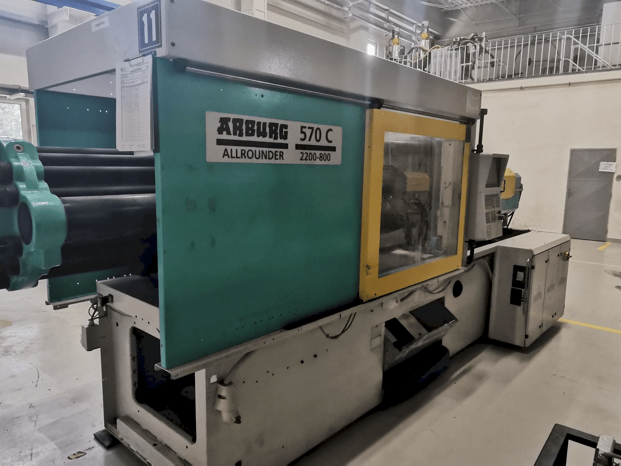 Front view of Arburg 570C 2200 - 800 machine