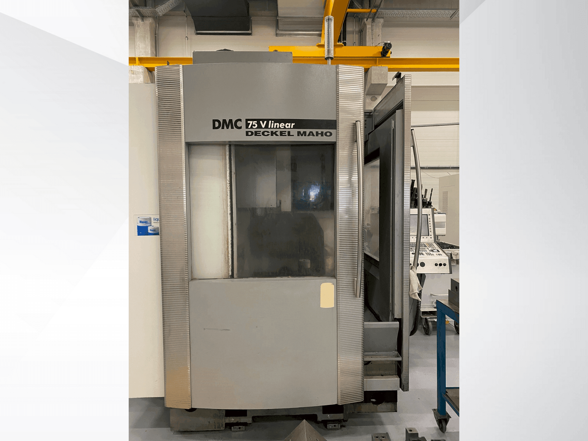 Вид станка DECKEL MAHO DMC 75 V Linear спереди