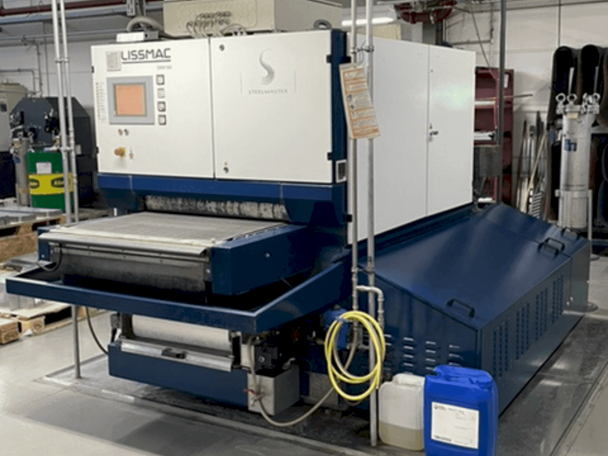 Вид станка LISSMAC SMW 543 RTTB спереди