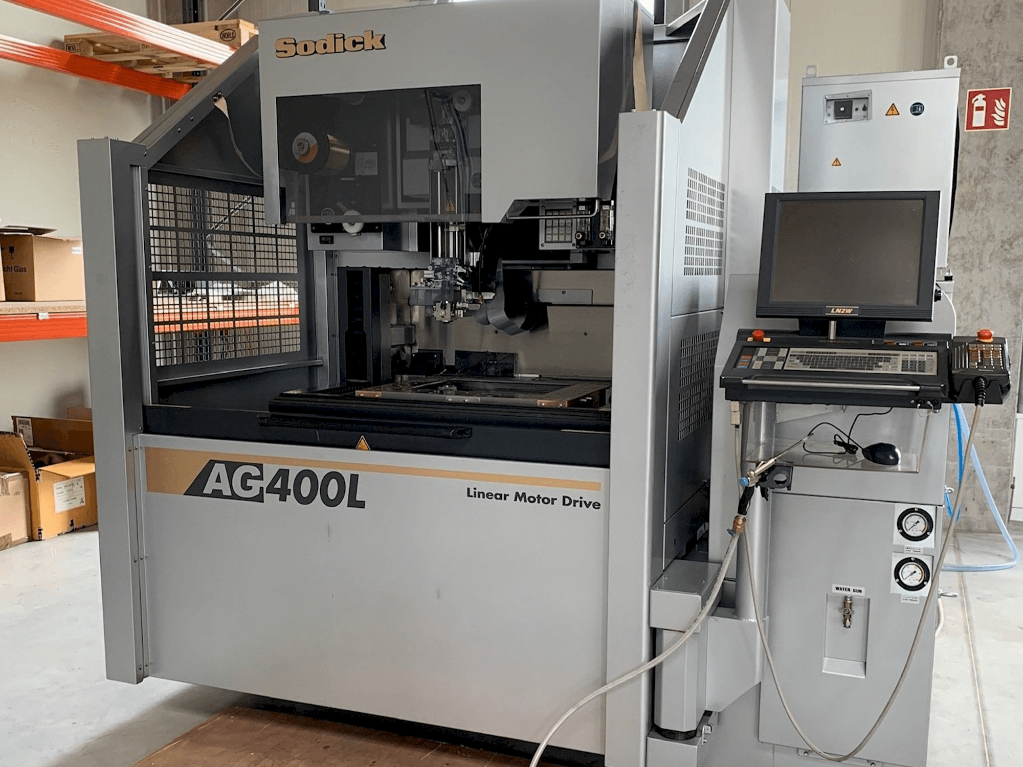 Front view of Sodick AG400L machine