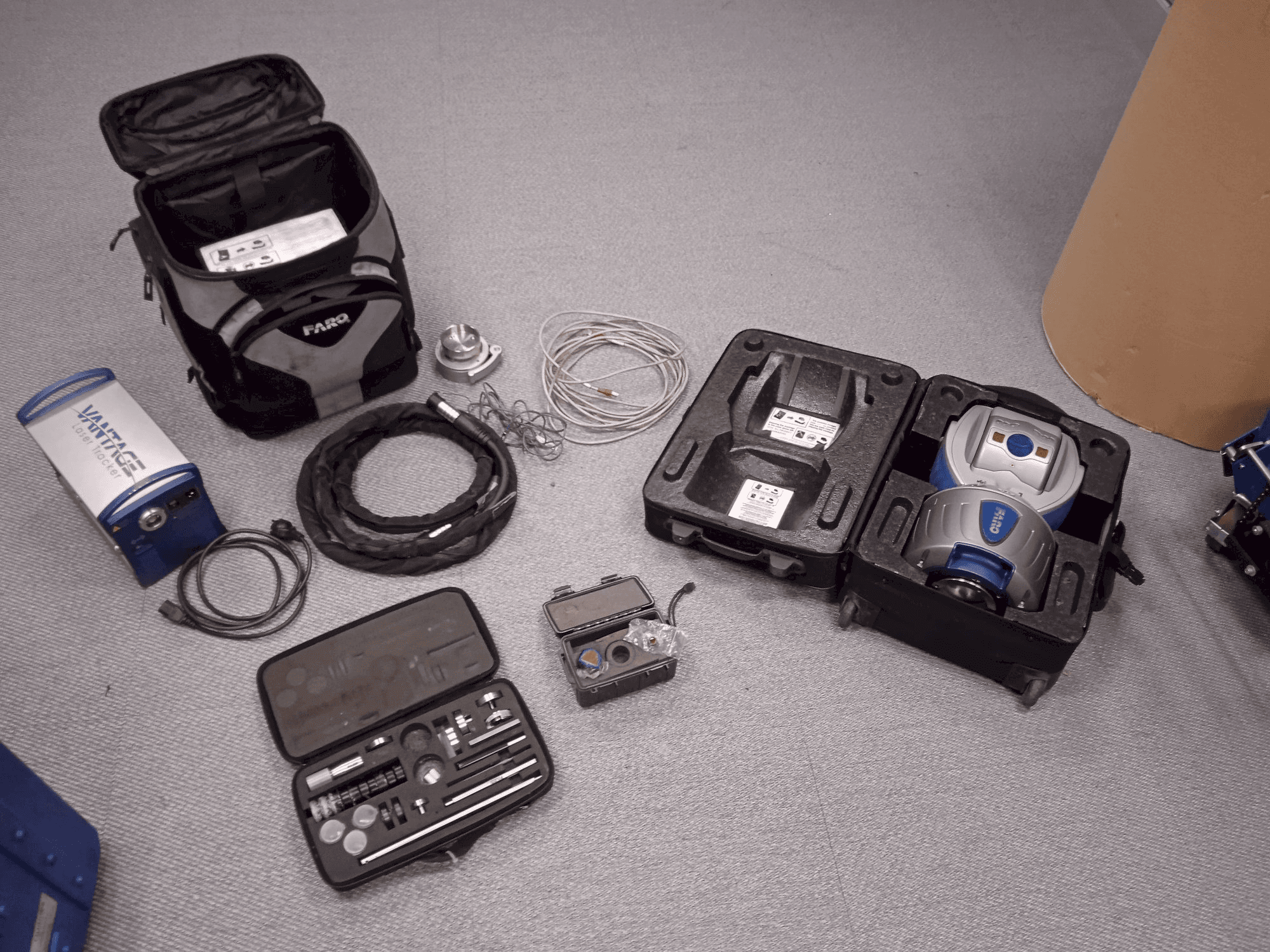 Вид станка Faro Advantage Laser Tracker спереди