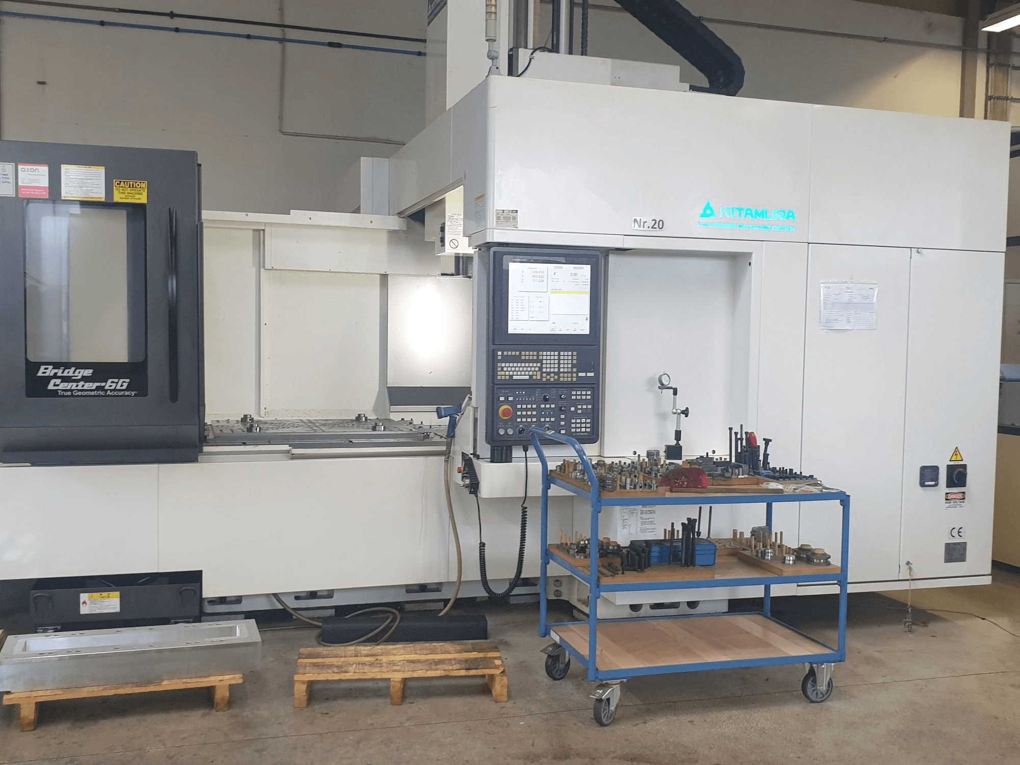 Вид станка Kitamura Bridge Center 6G спереди