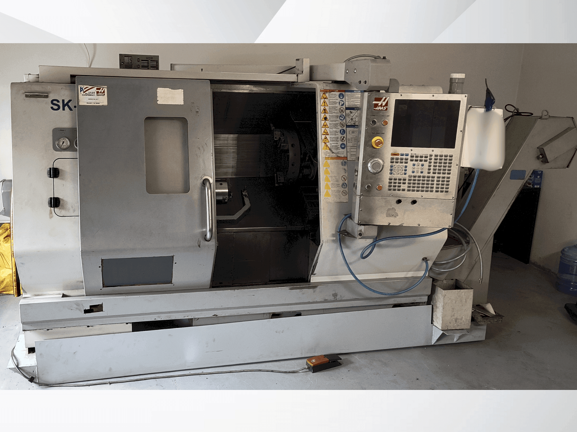 Вид станка HAAS SL-20 THE спереди